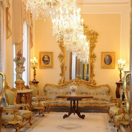 Grand Excelsior Hotel 4*