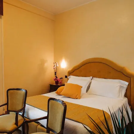 Hotel Grand Excelsior 4*