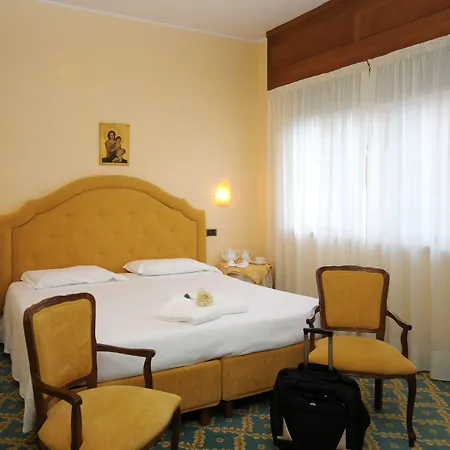 Hotel Grand Excelsior