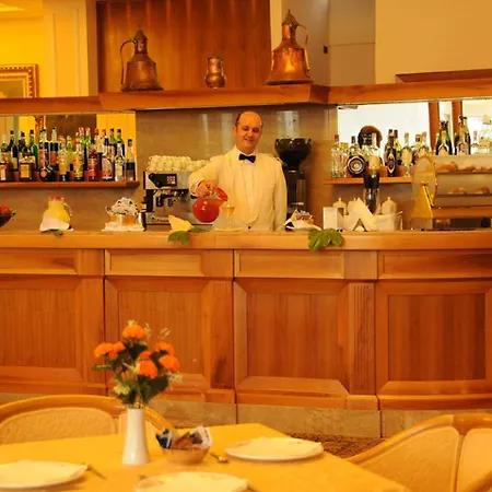 Grand Excelsior Hotel
