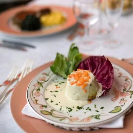 Grand Excelsior Hotel